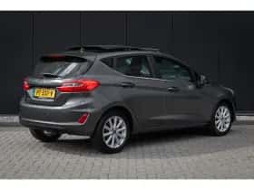 Ford Fiesta (2017) thumbnail 2