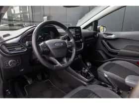 Ford Fiesta (2017) thumbnail 14