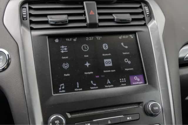 Ford Mondeo (2018) thumbnail 14
