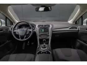 Ford Mondeo (2018) thumbnail 3