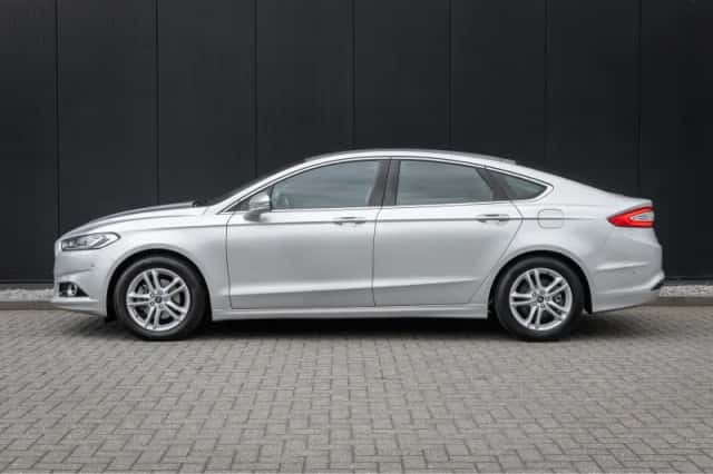 Ford Mondeo (2018) thumbnail 5