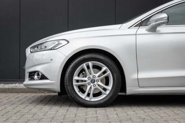Ford Mondeo (2018) thumbnail 42
