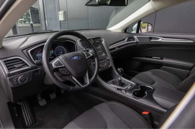 Ford Mondeo (2018) thumbnail 9