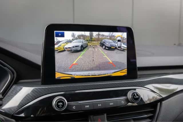 Ford Kuga (2023) thumbnail 13