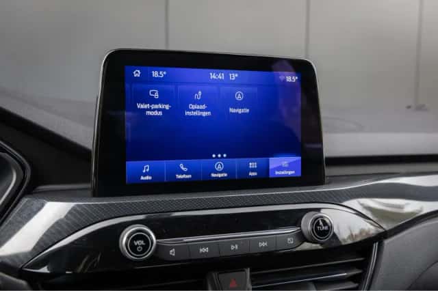 Ford Kuga (2023) thumbnail 20