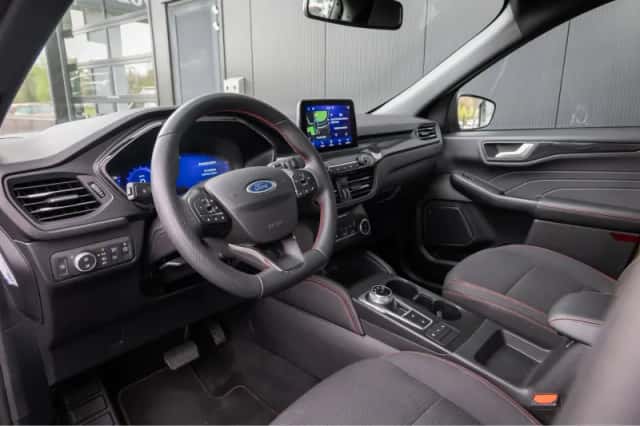 Ford Kuga (2023) thumbnail 22