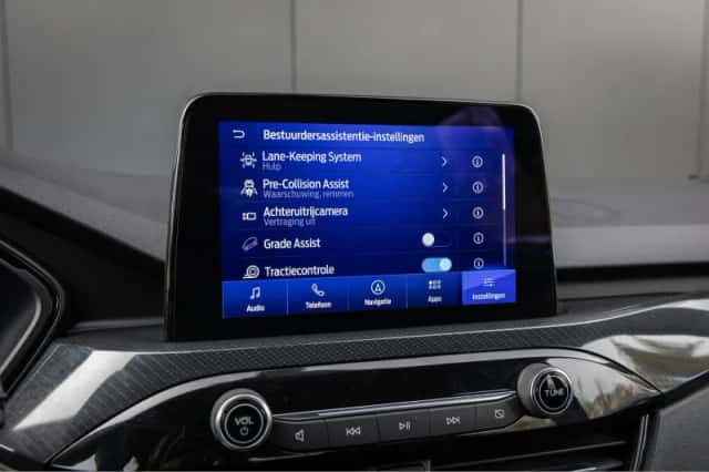 Ford Kuga (2023) thumbnail 26