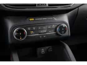 Ford Kuga (2023) thumbnail 27
