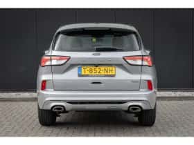 Ford Kuga (2023) thumbnail 5