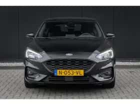 Ford Focus (2022) thumbnail 4