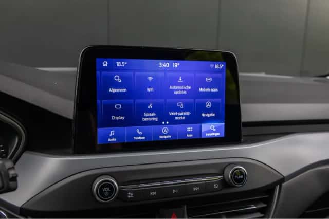 Ford Focus (2022) thumbnail 21