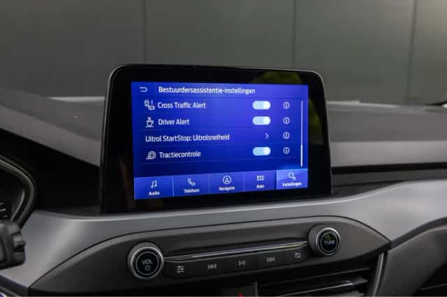 Ford Focus (2022) thumbnail 24