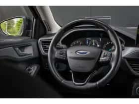 Ford Focus (2022) thumbnail 38