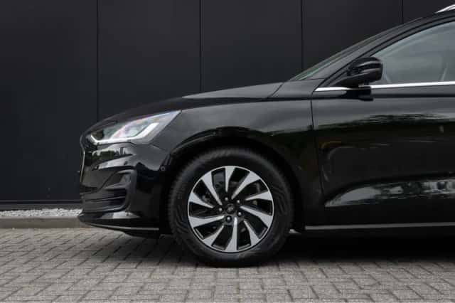 Ford Focus (2022) thumbnail 46