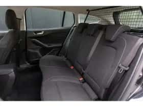 Ford Focus (2022) thumbnail 9