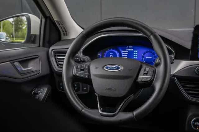 Ford Focus (2022) thumbnail 13