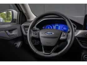 Ford Focus (2022) thumbnail 13