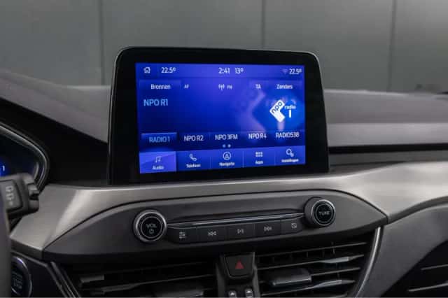 Ford Focus (2022) thumbnail 17