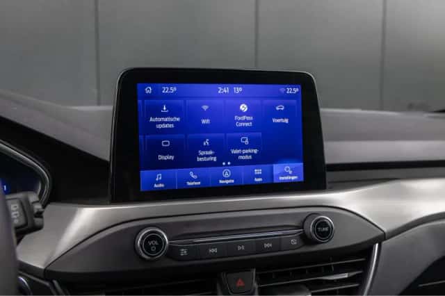 Ford Focus (2022) thumbnail 21