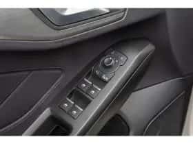 Ford Focus (2022) thumbnail 27