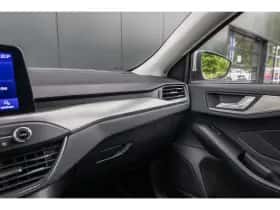 Ford Focus (2022) thumbnail 33