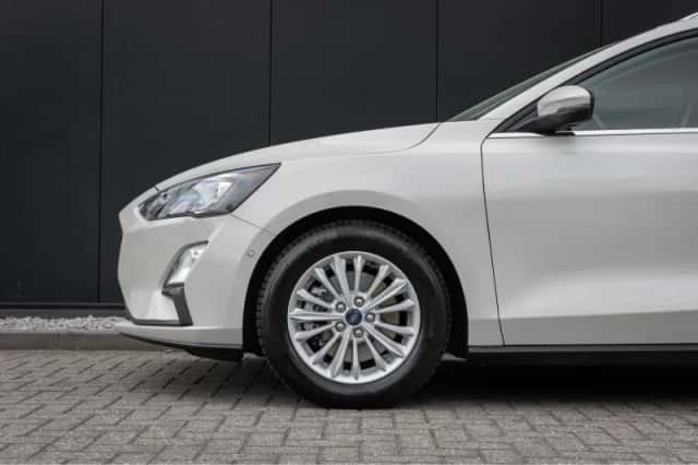 Ford Focus (2022) thumbnail 37