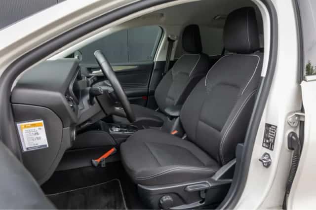 Ford Focus (2022) thumbnail 7