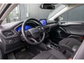Ford Focus (2022) thumbnail 10
