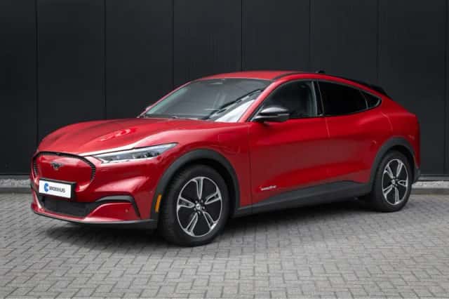 Ford Mustang Mach-E (2024)