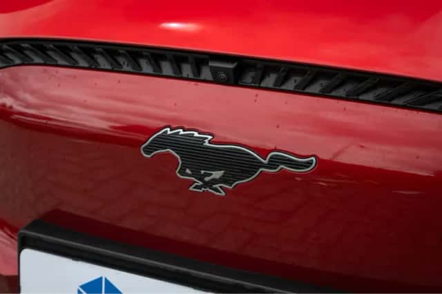 Ford Mustang Mach-E (2024) thumbnail 37