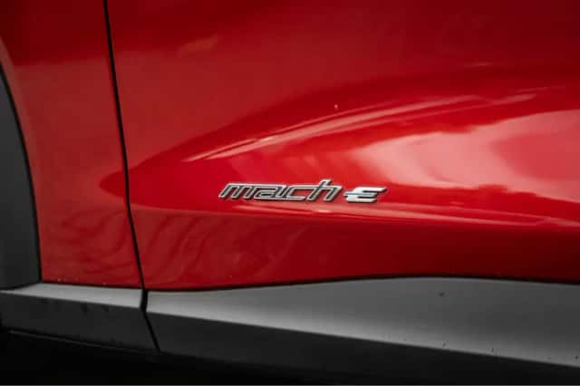Ford Mustang Mach-E (2024) thumbnail 38