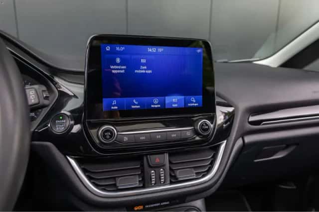 Ford Fiesta (2020) thumbnail 18