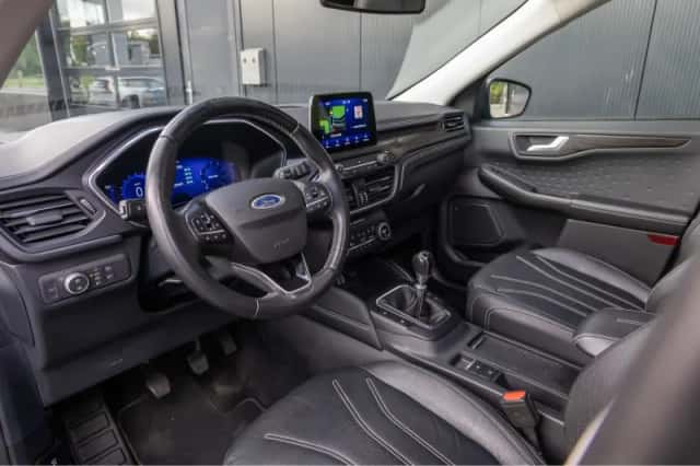 Ford Kuga (2021) thumbnail 16