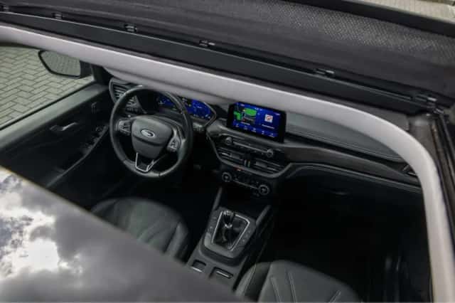 Ford Kuga (2021) thumbnail 17