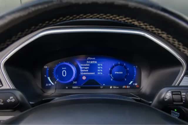 Ford Kuga (2021) thumbnail 18