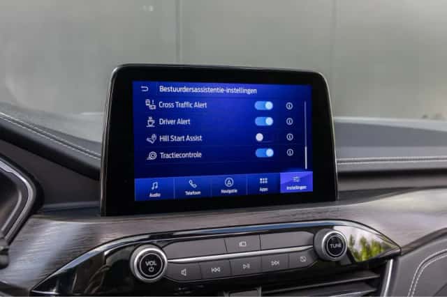 Ford Kuga (2021) thumbnail 28