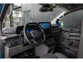Ford Transit Custom (2025) thumbnail 4