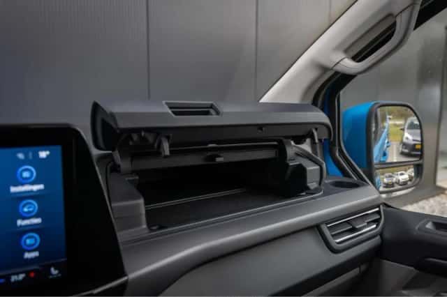 Ford Transit Custom (2025) thumbnail 51