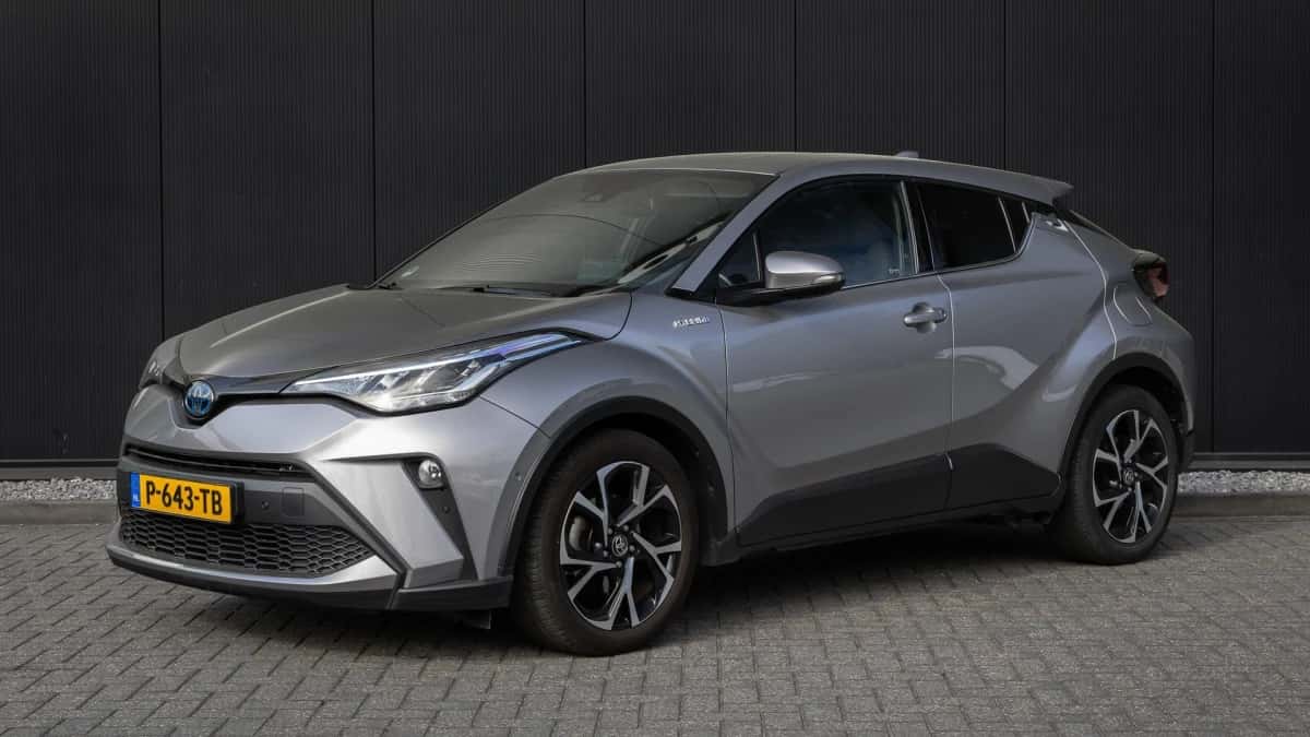Toyota C-HR (2022) — foto 1