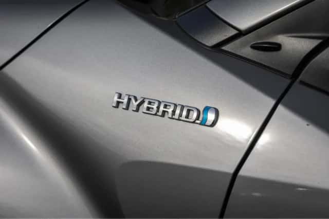 Toyota C-HR (2022) thumbnail 38