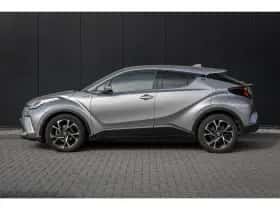 Toyota C-HR (2022) thumbnail 9
