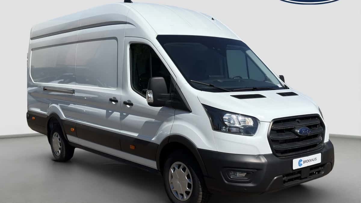 Ford Transit (2024) — foto 1