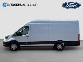 Ford Transit (2024) thumbnail 4