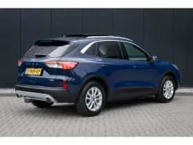 Ford Kuga (2023) thumbnail 2