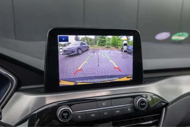 Ford Kuga (2023) thumbnail 18