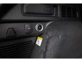 Ford Kuga (2023) thumbnail 4
