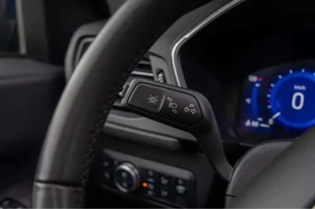 Ford Kuga (2023) thumbnail 37