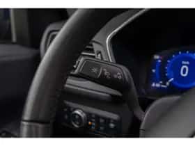 Ford Kuga (2023) thumbnail 37