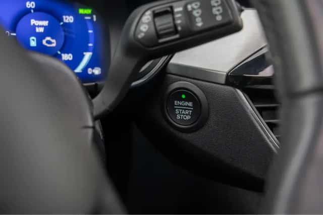 Ford Kuga (2023) thumbnail 39