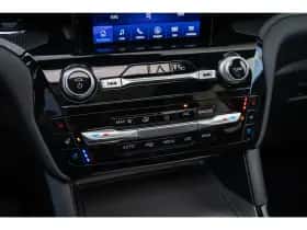 Ford Explorer (2024) thumbnail 18